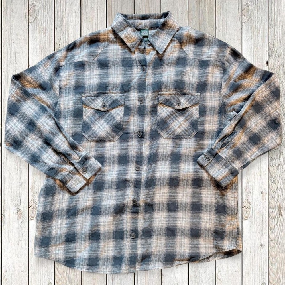 Wild Fable Womens Small Plaid Flannel Button Down Shirt Gray Black NWT